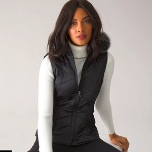 NWT White House Black Market ~ Hooded Puffer Vest ~ Size Small